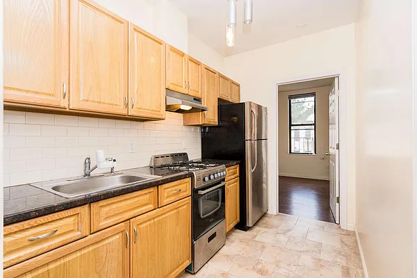 Rented by Nooklyn NYC LLC | media 4