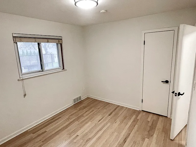 1197 West Blvd — Photo 16