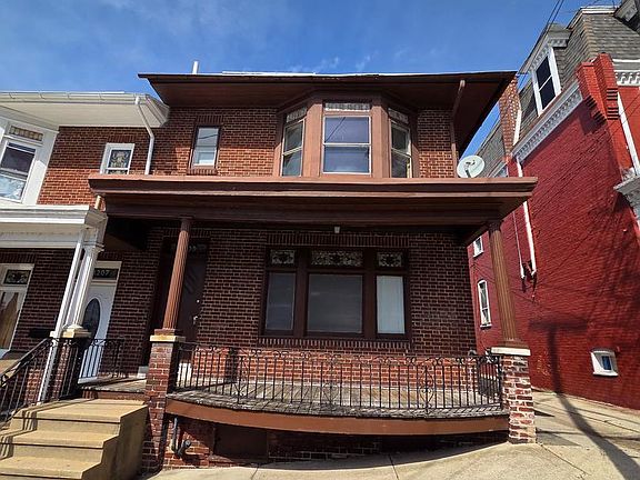 2nd image of 1209 Spring St