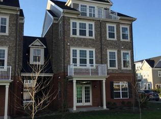 42552 Sunset Ridge Sq, Ashburn, VA 20148