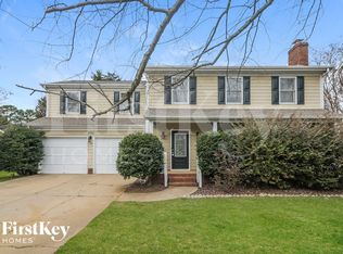 13701 Strathaven Dr, Matthews, NC 28105
