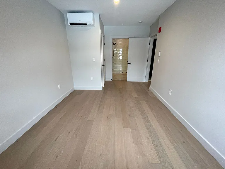 75 Chestnut St #302 — Photo 18