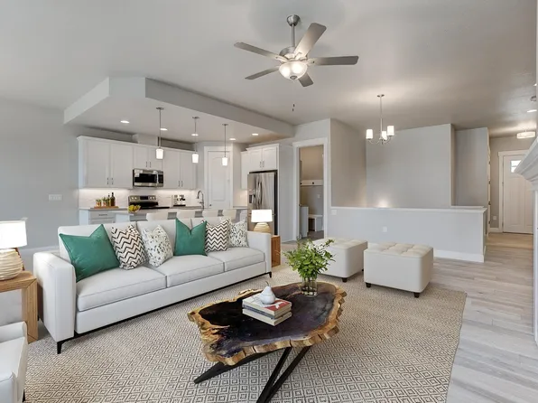 8452 Cromwell Dr #3, Windsor, CO 80528