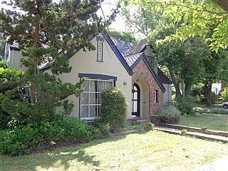 1648 Lincoln Ave photo 1