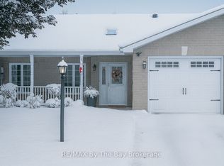 67 Meadow Ln, Wasaga Beach, ON L9Z0A3