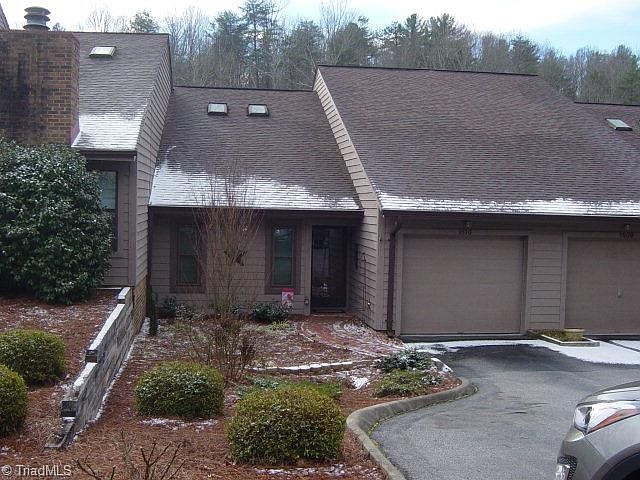 1st image of 1510 E Ivy Trce