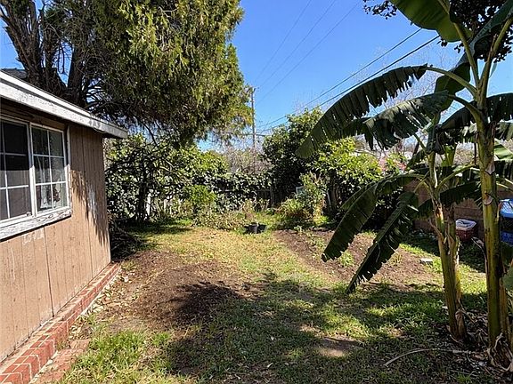 3rd image of 13100 Rangoon St