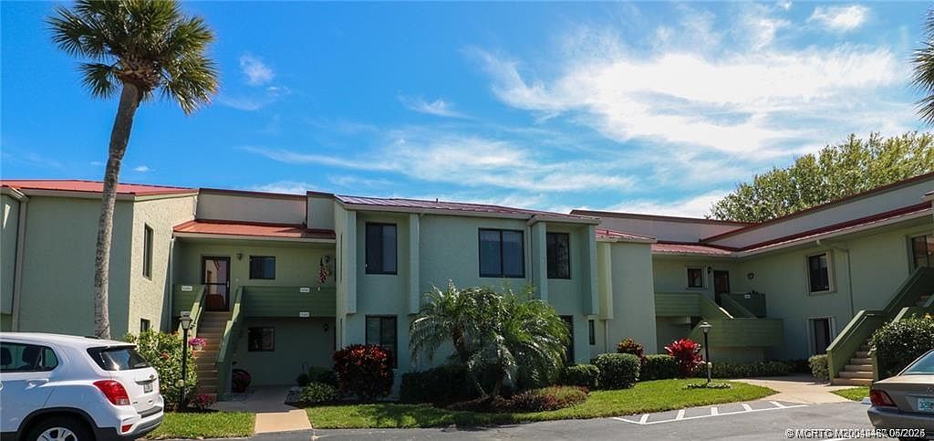 5413 SE Miles Grant Rd APT 103