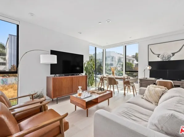 1243 N Gower St, Los Angeles, CA 90038