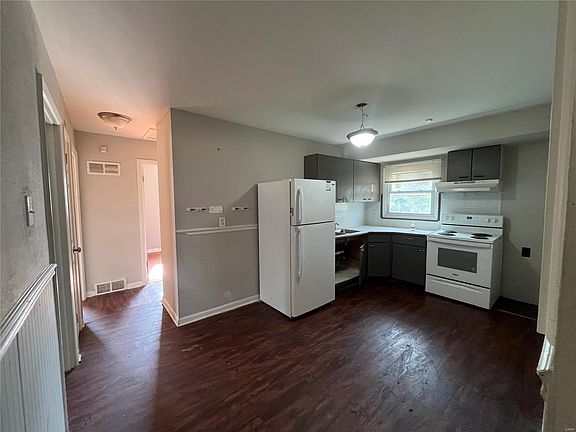 5th image of 514 Banavie Dr