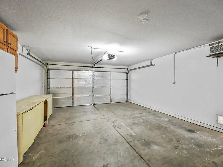 10930 W Wilshire Dr — Photo 18