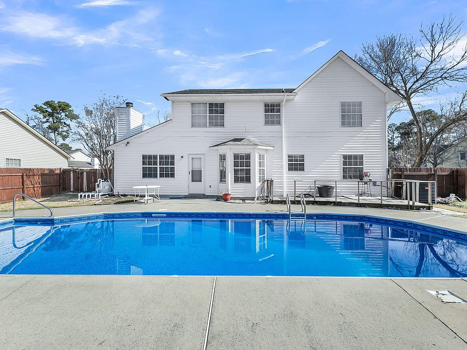 1st image of 844 N Aylesbury Rd