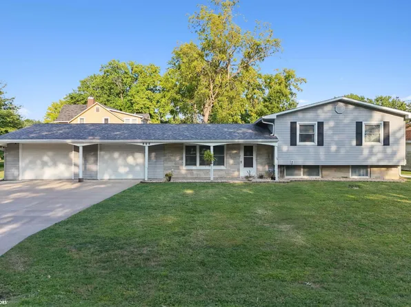 906 Westland Ave, Burlington, IA 52601