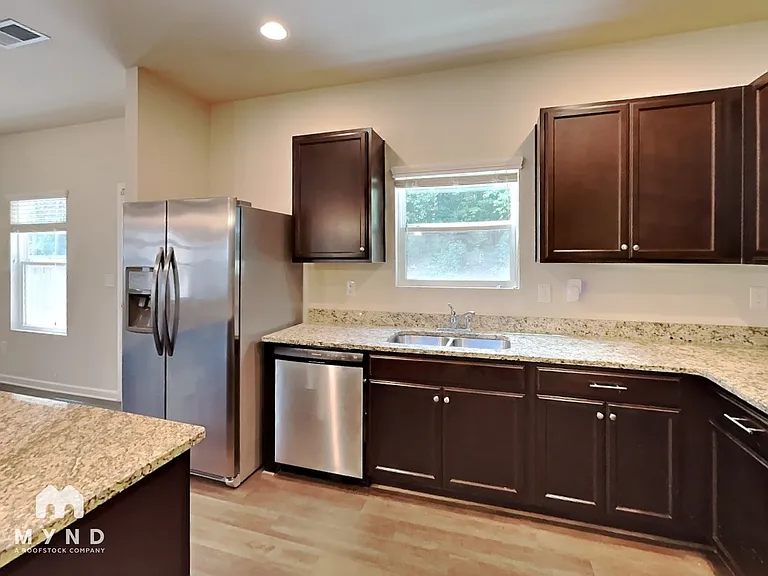 5057 Rapahoe Trl — Photo 6