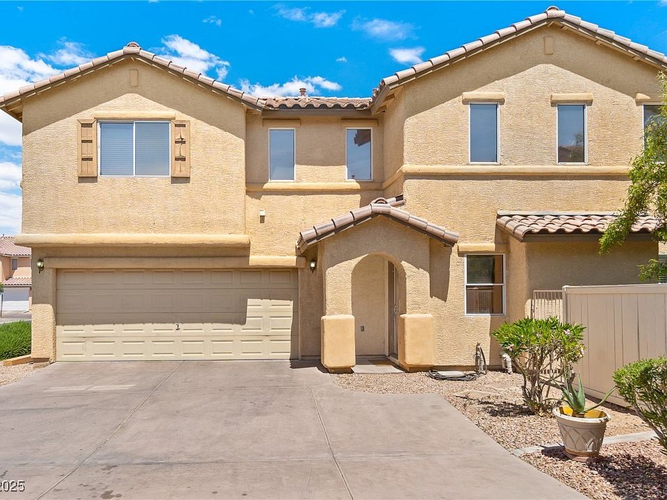 1st image of 10638 Pueblo Springs St