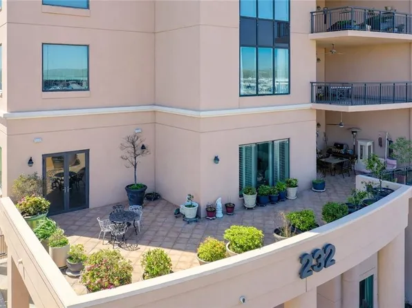 232 Lake Marina Ave APT 2A, New Orleans, LA 70124