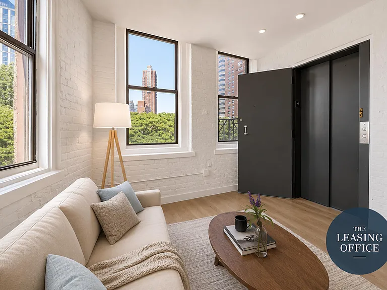 315 Greenwich St #4 — Photo 1