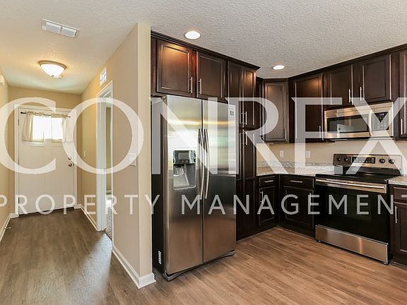 3rd image of 311 Russell Ave