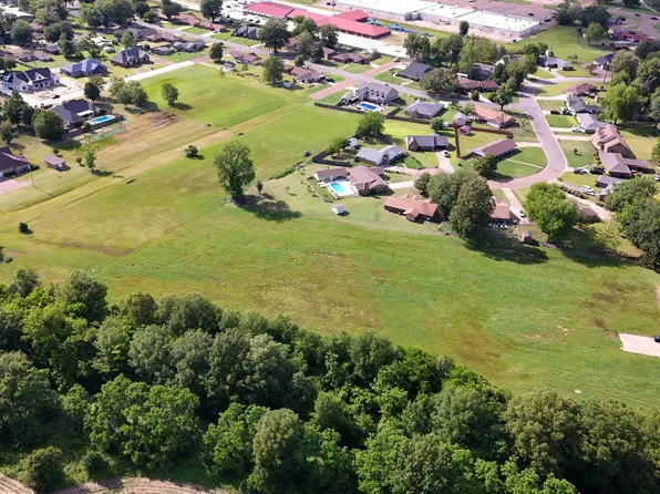 South St, Cleveland, MS 38732