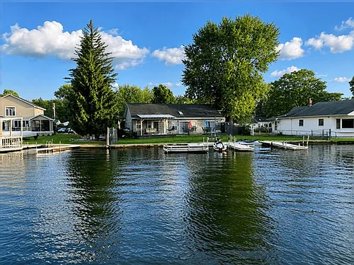 313 Gilmore Ct — Photo 19