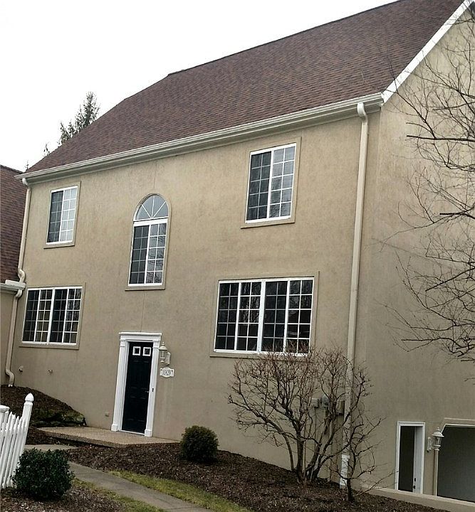 1st image of 10429 Cobblestone Ln