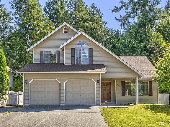 2nd image of 6994 Tate Pl NE