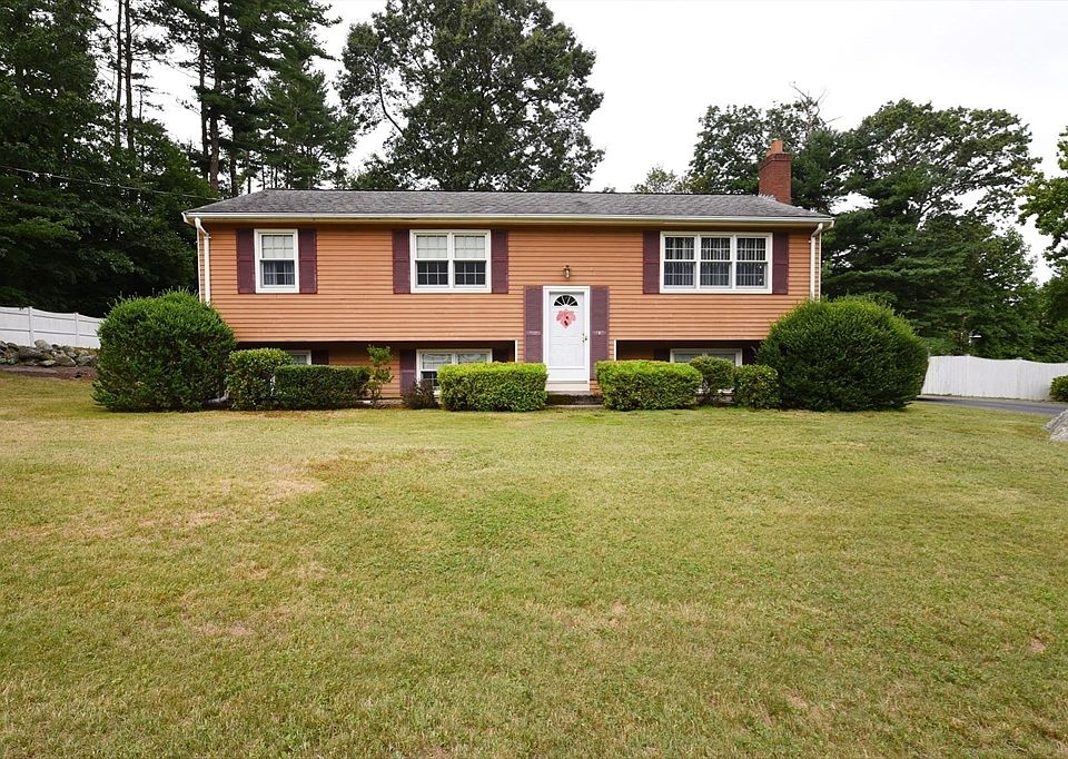 1st image of 16 Arrow Dr