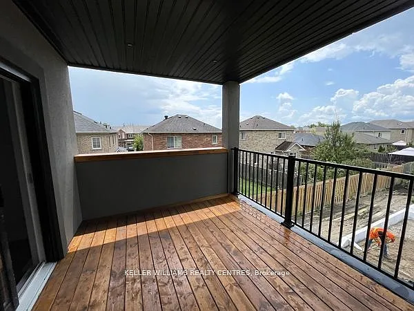 454 Veterans Dr — Photo 32