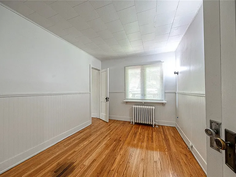 565 Ardmore Blvd — Photo 19