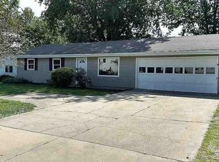 760 S Curry Pike, Bloomington, IN