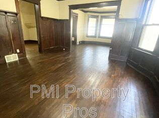 2851 N 24th Pl, Milwaukee, WI 53206