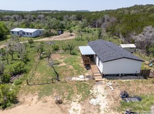 605 Seth Cir, Bandera, TX 78003