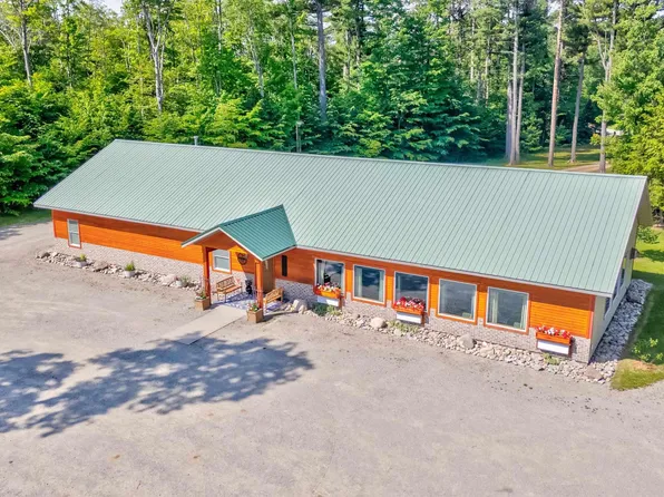 8928 Boot Lake Rd, Manistique, MI 49854