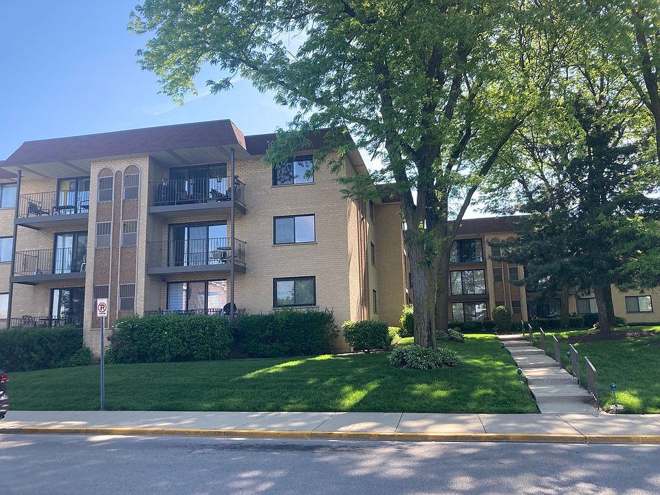 1st image of 7650 W Lawrence Ave Unit 108