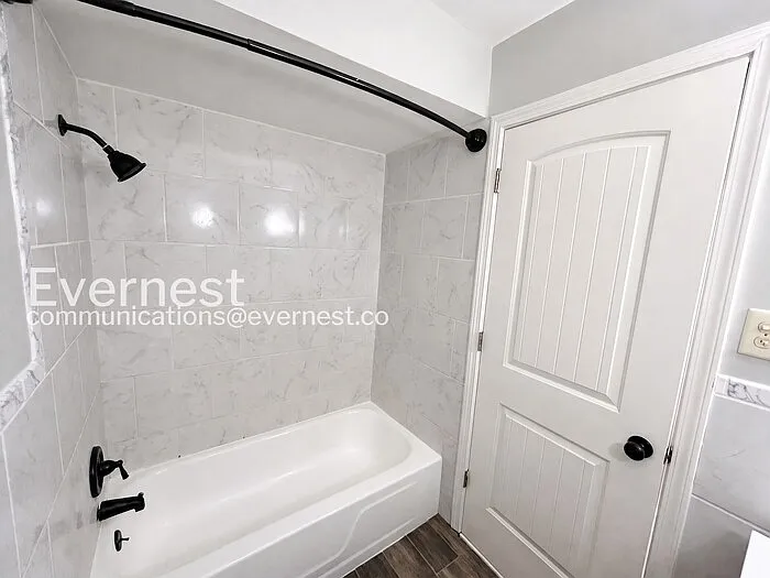 1667 Melody Ln — Photo 18