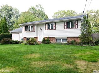 1219 Terry Rd, Ronkonkoma, NY 11779