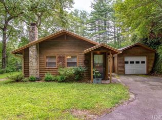 532 Rabun Branch Rd, Scaly Mountain, NC 28775