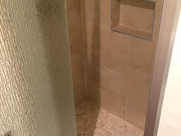 MBR Shower