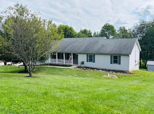 3185 Ritchey Rd, Newark, OH 43056