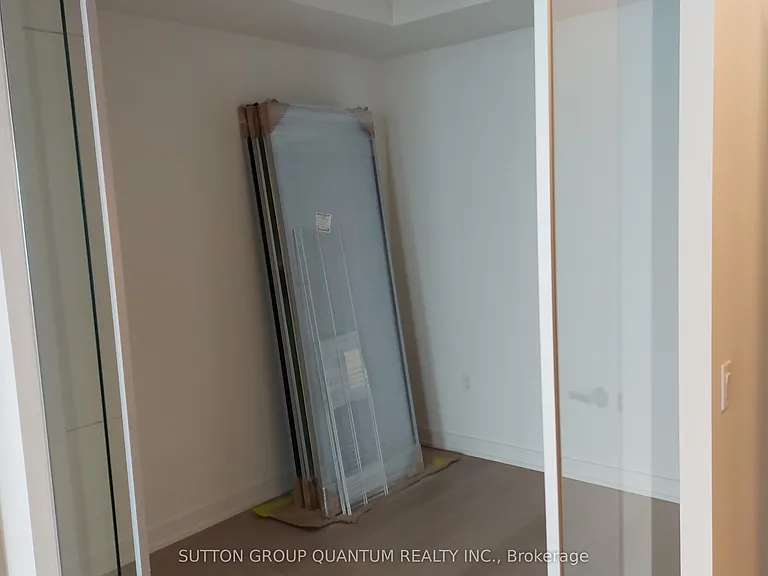 448 Burnhamthorpe Rd W #3612 — Photo 10