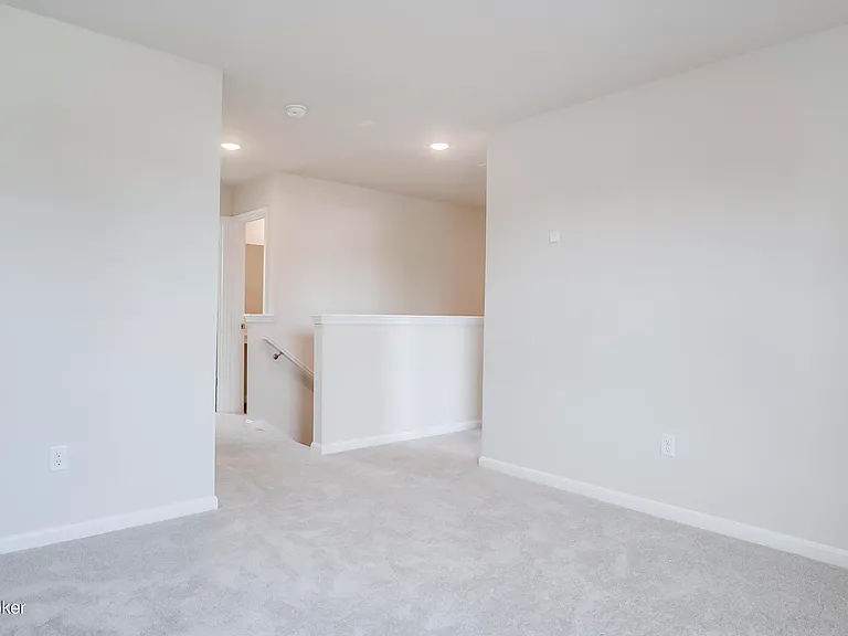 1850 Washington Blvd — Photo 32