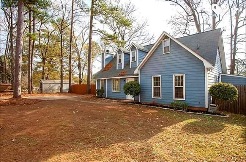 1st image of 303 Avery Place Dr
