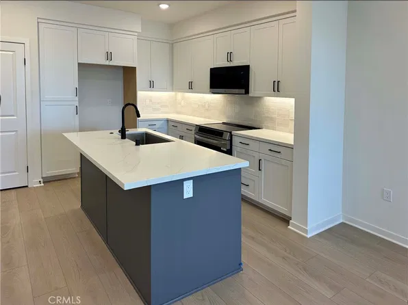 685 S Brea Blvd Unit 103, Brea, CA 92821