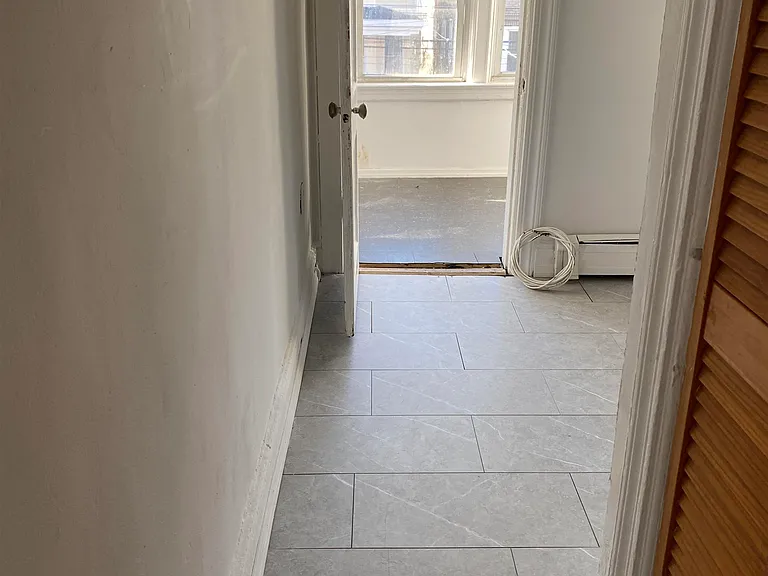78 Van Nostrand Ave #2 — Photo 4