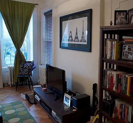 Rented by Garfield Realty  | media 36