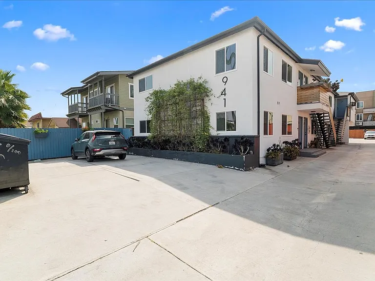 941 N Normandie Ave #3 — Photo 9
