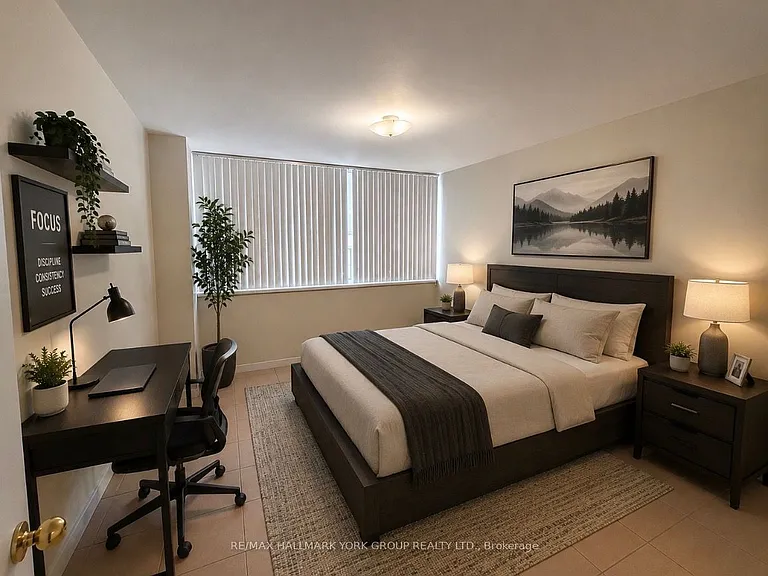 105 Raglan Ave #101 — Photo 4