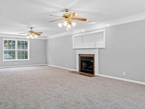 5th image of 2537 Hattington Dr