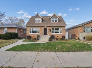 7652 W Catalpa Ave, Chicago, IL 60656