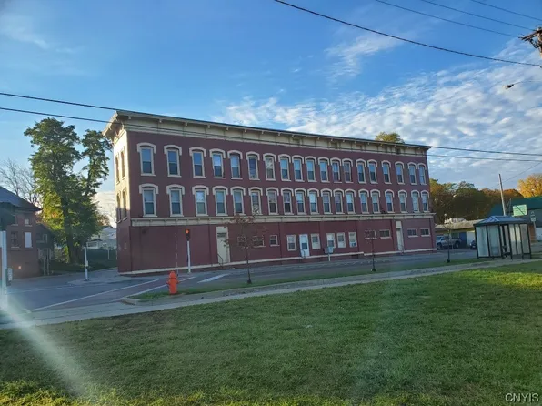 542 Factory St, Watertown, NY 13601